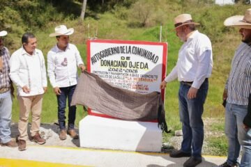 Inaugura Bedolla calle y domo en autogobierno de Donaciano Ojeda