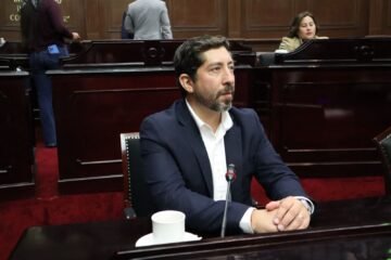 A propuesta de Abraham Espinoza, Congreso llama a reforzar la justicia económica y proteger los derechos del consumidor