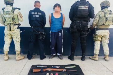 En Operación Apatzingán, hombre es asegurado con arma de fuego y 7 artefactos explosivos