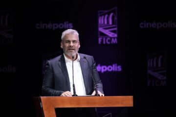 Inaugura Bedolla el 23 Festival Internacional de Cine de Morelia