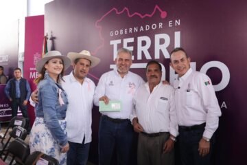En audiencia pública, anuncia Bedolla próxima apertura de autopista Siglo XXI, tramo Pátzcuaro-Uruapan
