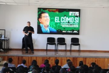 UTM impulsa diálogo con estudiantes a través de un ciclo de conversatorios