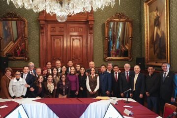 Sheinbaum, Bedolla y otros gobernadores revisan avances del IMSS-Bienestar