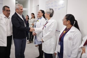 Asegura Bedolla cierre de año con pagos garantizados para salud y educación