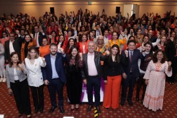 Michoacán avanza hacia la consolidación de centros de trabajo libres de violencia contra las mujeres: Bedolla