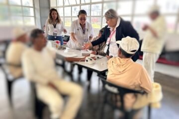 Feria de la Salud llega a más de 200 adultos mayores de centros penitenciario