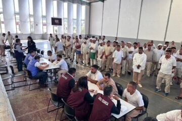 Internos del penal de Uruapan recibieron asesoría jurídica gratuita Internos del penal de Uruapan recibieron asesoría jurídica gratuita