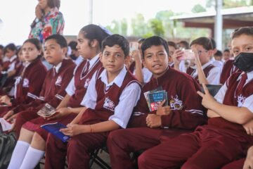 Michoacán avanza hacia un estado lector: SEE