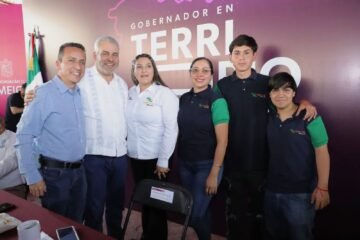 Atiende Bedolla solicitudes ciudadanas en audiencia pública en Tocumbo