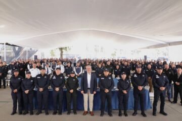 Anuncia Bedolla aumento salarial del 10% para la Guardia Civil