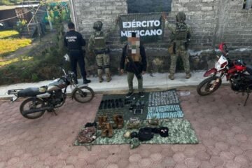 Presunto líder delincuencial es detenido en Zirahuén con armas y droga: SSP