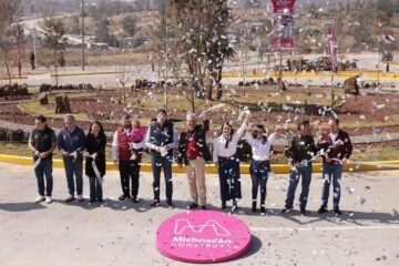 Bedolla cumple con el sur de Morelia; inaugura ampliación de av. Amalia Solórzano