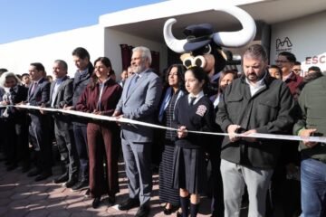 Inaugura Bedolla secundaria en Villas del Pedregal; se impulsa educación de más de 800 alumnos