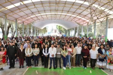 Secretaría del Trabajo entrega Tarjetas del Bienestar a jóvenes aprendices como parte del Plan Michoacán por la Paz y la Justicia