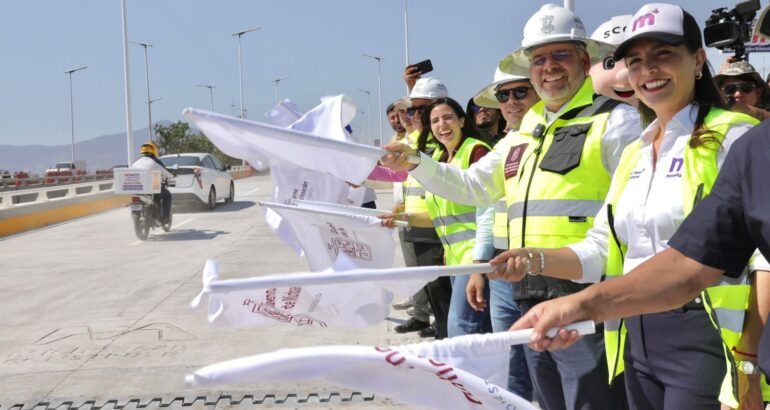 Tras 5 meses de construcción, abre Bedolla circulación en puente norte del distribuidor Eréndira Tras 5 meses de construcción, abre Bedolla circulación en puente norte del distribuidor Eréndira