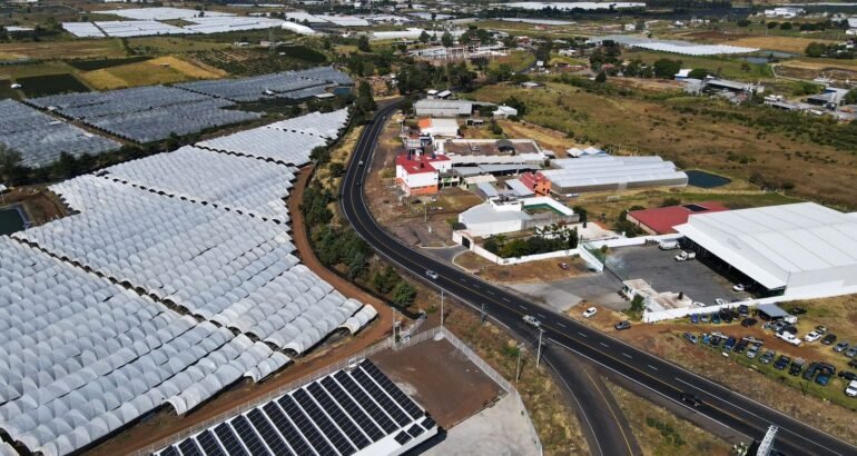 Michoacán construye sin generar deuda pública: Rogelio Zarazúa