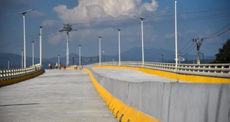 Habilitan paso superior “La Hielera” para beneficiar a más de 356 mil habitantes