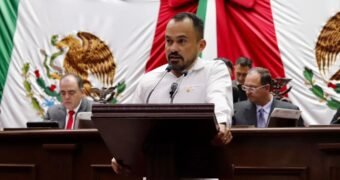 Hugo Rangel presenta iniciativa para atender, con enfoque de vulnerabilidad, a las juventudes Hugo Rangel presenta iniciativa para atender, con enfoque de vulnerabilidad, a las juventudes