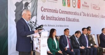 “Cooperación sí, sumisión no”: Bedolla respalda estrategia de Sheinbaum y reconoce valentía del Ejército “Cooperación sí, sumisión no”: Bedolla respalda estrategia de Sheinbaum y reconoce valentía del Ejército