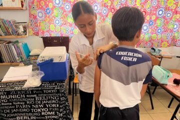 Vacunación contra el sarampión llegará a escuelas de 23 municipios de Michoacán
