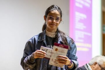 ¡Atención universitarios! Inicia entrega de tarjetas Gertrudis Bocanegra en Michoacán