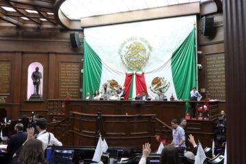 El nombre de Amalia Solorzano Bravo será inscrito en el muro de honor del Palacio Legislativo de Michoacán