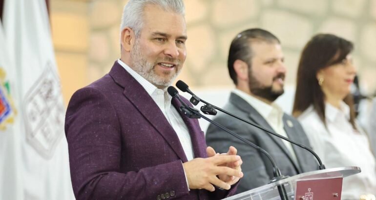 Hoy abre registro programa DATA de internet gratuito para estudiantes de prepas y universidades públicas: Bedolla Hoy abre registro programa DATA de internet gratuito para estudiantes de prepas y universidades públicas: Bedolla