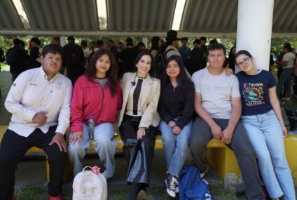 Beca Gertrudis Bocanegra impulsa a cerca de 3 mil universitarios de Uruapan: Iemsysem Beca Gertrudis Bocanegra impulsa a cerca de 3 mil universitarios de Uruapan: Iemsysem