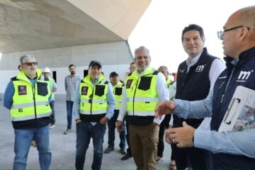 Bedolla revisa etapa final del rescate del Complejo Bicentenario, en Morelia