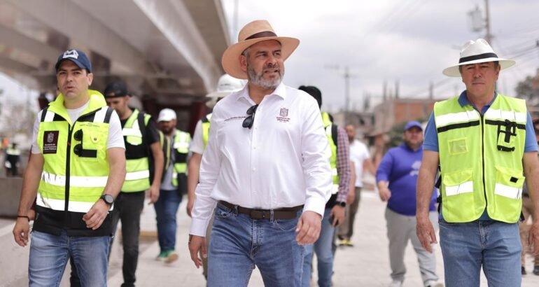 Récord en obra pública en Michoacán; 40 mil mdp invertidos sin contratar deuda: Bedolla Récord en obra pública en Michoacán; 40 mil mdp invertidos sin contratar deuda: Bedolla