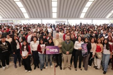 Data incluye 4GB mensuales, redes sociales, mensajes y llamadas ilimitadas para estudiantes: Bedolla