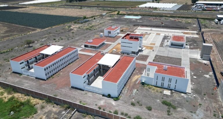 Michoacán destina 725 mdp para infraestructura de educación superior: Rogelio Zarazúa Michoacán destina 725 mdp para infraestructura de educación superior: Rogelio Zarazúa