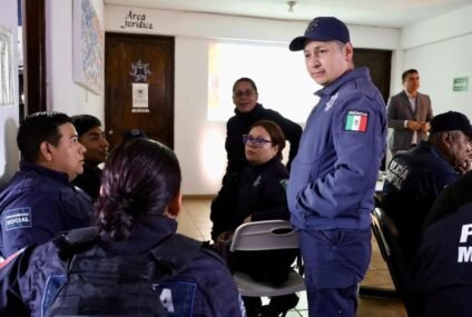 Preparados para el Tianguis Artesanal 🌿✨