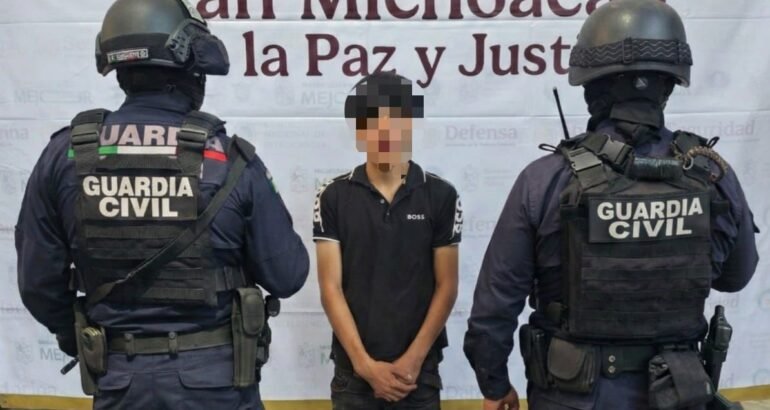 Guardia Civil asegura a adolescente en Aguililla; estaría presuntamente relacionado con hechos violentos del pasado domingo Guardia Civil asegura a adolescente en Aguililla; estaría presuntamente relacionado con hechos violentos del pasado domingo