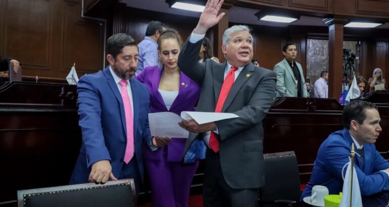 Aprueba Congreso eliminar plásticos de un solo uso en dependencias gubernamentales