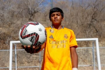 Michoacán transforma el deporte con 48 canchas de futbol 7 en 41 municipios: Rogelio Zarazúa Michoacán transforma el deporte con 48 canchas de futbol 7 en 41 municipios: Rogelio Zarazúa