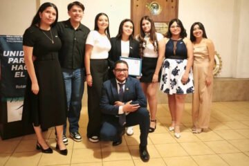 Rotaract Universitarios Uruapan celebra primer aniversario Rotaract Universitarios Uruapan celebra primer aniversario