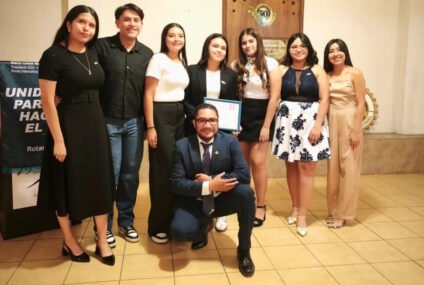 Rotaract Universitarios Uruapan celebra primer aniversario
