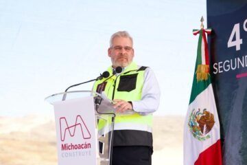 Pago del refrendo vehicular “va de vuelta” en obras de infraestructura para Michoacán: Bedolla