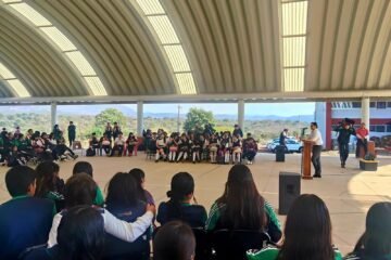 Estudiantes del Cecytem se unen a la estrategia “Con drogas no Jalo”