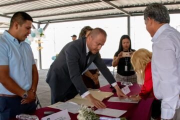 Inicia campaña de regularización civil en penales: 15 parejas formalizan su unión