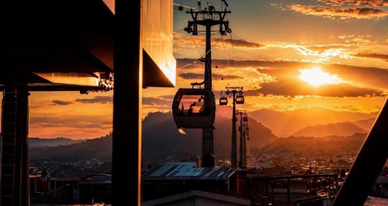 A veces, para valorar lo que amamos, hace falta cambiar de perspectiva, y con el teleférico de Uruapan podrás ver la ciudad como nunca antes