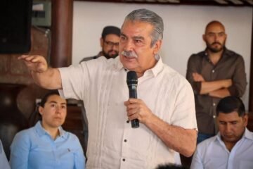 Morón consolida estructuras en Uruapan: la organización es clave para profundizar la 4T en Michoacán Morón consolida estructuras en Uruapan: la organización es clave para profundizar la 4T en Michoacán