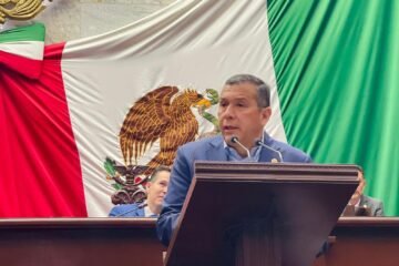 Juan Carlos Barragán anuncia iniciativa para garantizar que DAP se utilice para mejorar servicio de alumbrado en municipios Juan Carlos Barragán anuncia iniciativa para garantizar que DAP se utilice para mejorar servicio de alumbrado en municipios