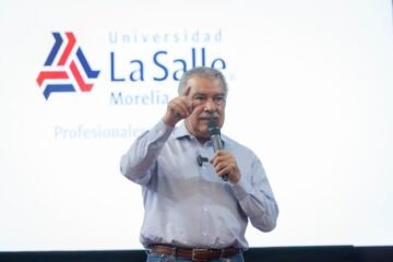 Acceso a becas y fortalecimiento de programas de estudio, compromisos de Morón con universitarios