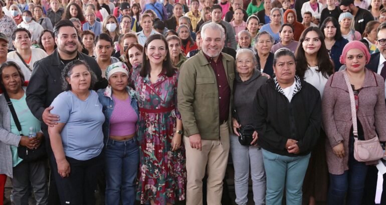 Michoacán elimina lista de espera para tratamientos contra el cáncer con nuevo equipamiento médico: Bedolla