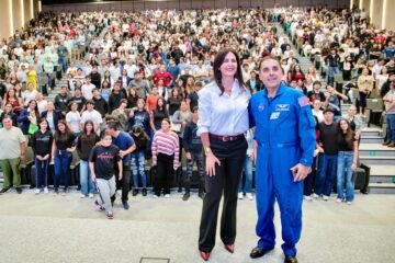 La educación transforma realidades; del campo michoacano al espacio exterior