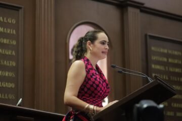 Celebra Sandra Arreola aprobación de “Ley Cazzu” en pro del bienestar infantil