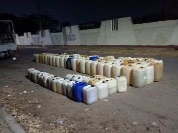 Fuerte golpe al huachicoleo: aseguran 11 mil 800 litros de hidrocarburo, en Arteaga