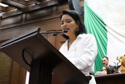 Eréndira Isauro impulsa reforma para garantizar apoyo directo a mujeres artesanas indígenas de Michoacán